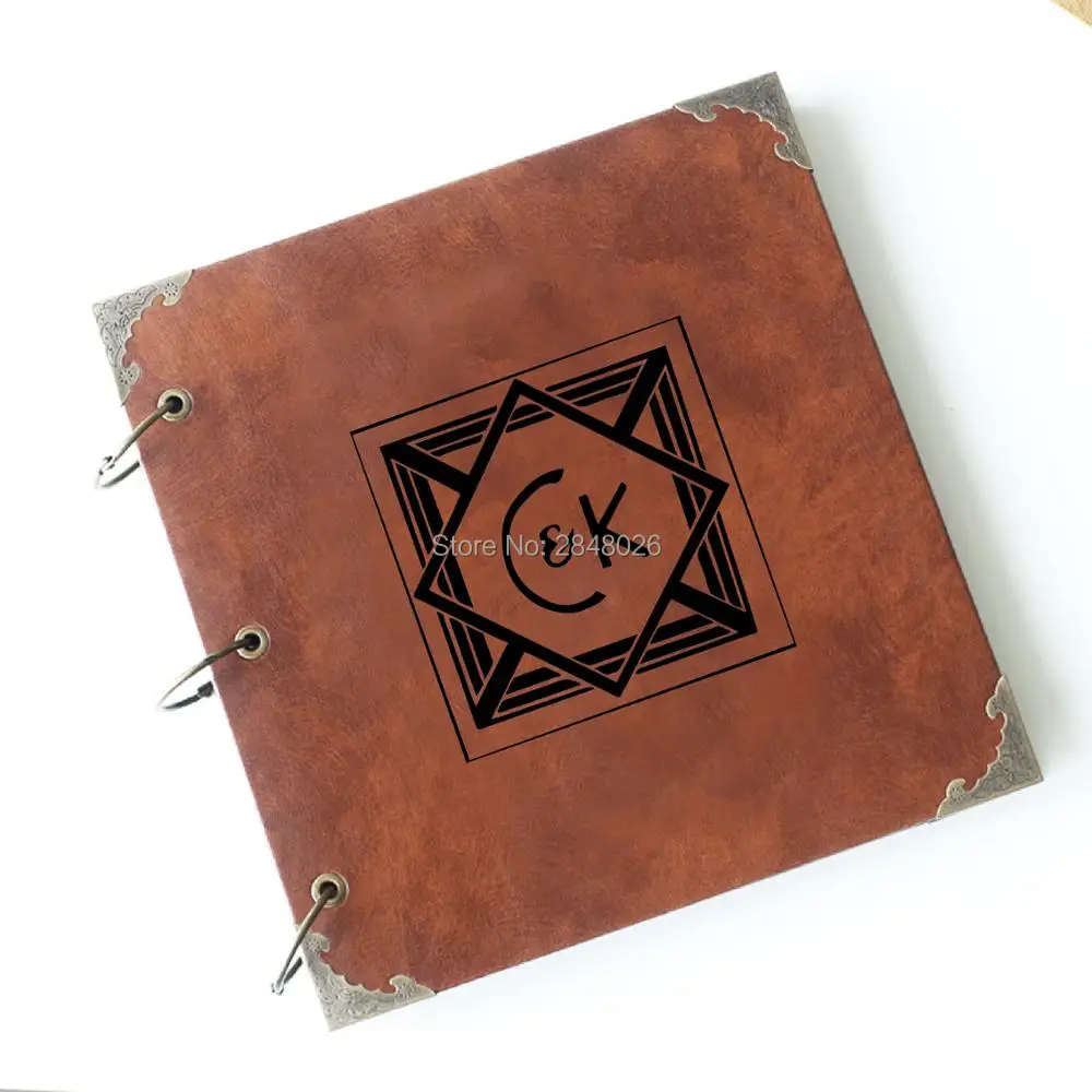 Monogram Custom Case - Álbum de fotos de cuero grabado