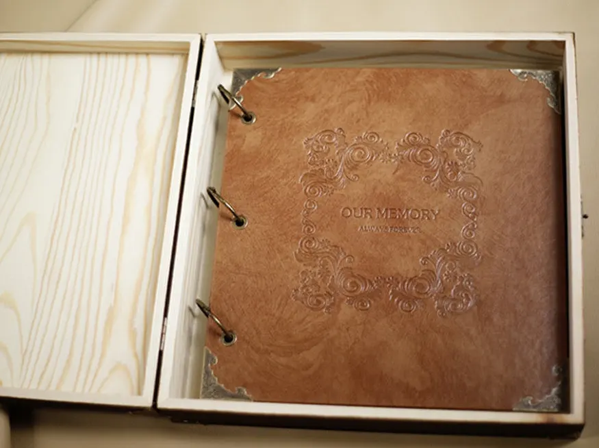 Álbum de fotos de cuero grabad - Monogram Custom Case reseña y precio